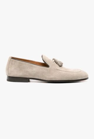 Doucal's tassel-detail suede loafers
