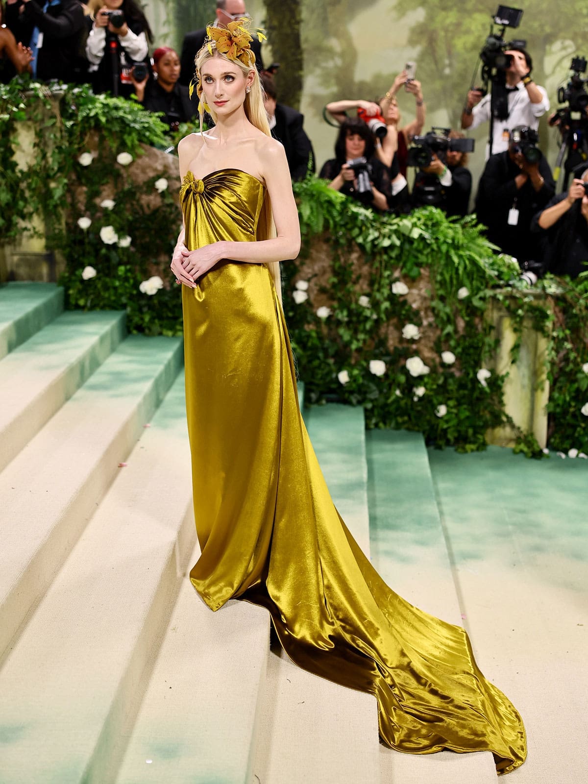 elizabeth debicki dior met gala