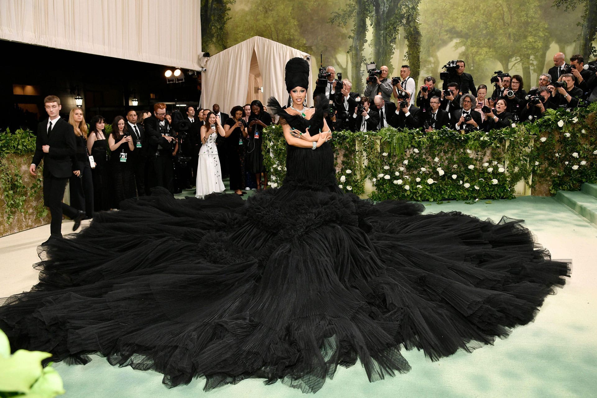cardi b met gala 2024