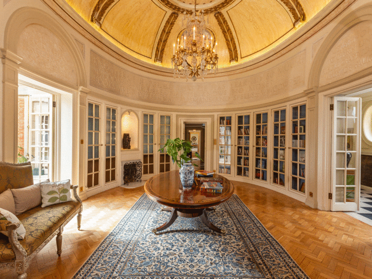 country homes near london