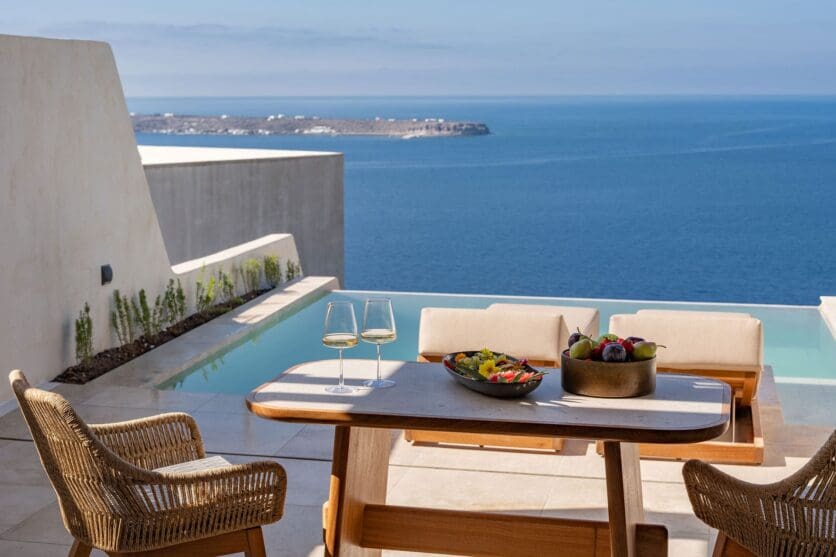 Santo Mine Oia Suites