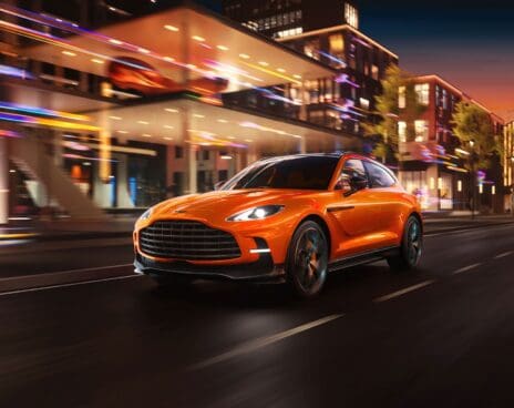 Aston Martin DBX707