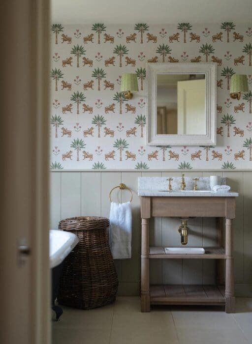sims hilditch farm cottage bathroom