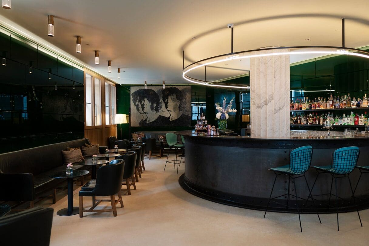 hotel cafe royal green bar