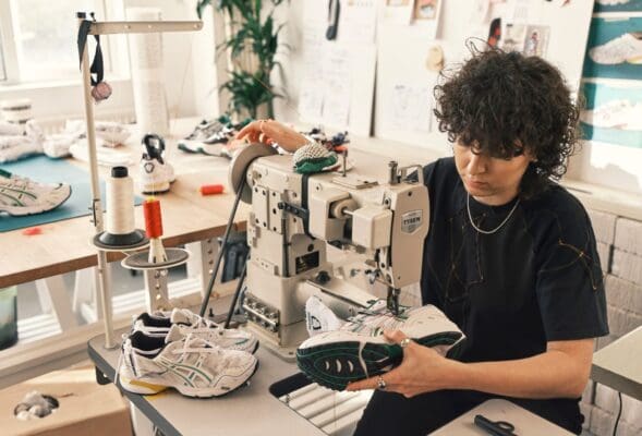 helen kirkum fashion designer