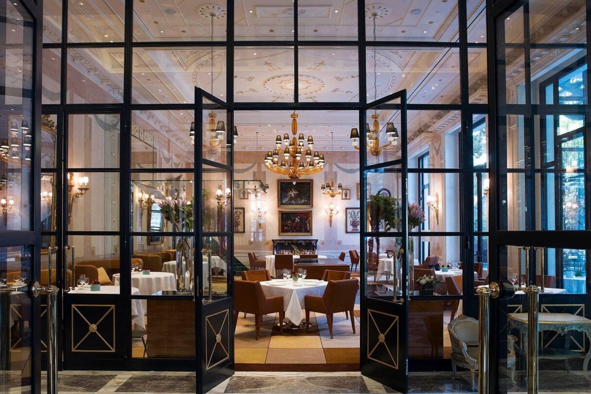 palazzo parigi hotel