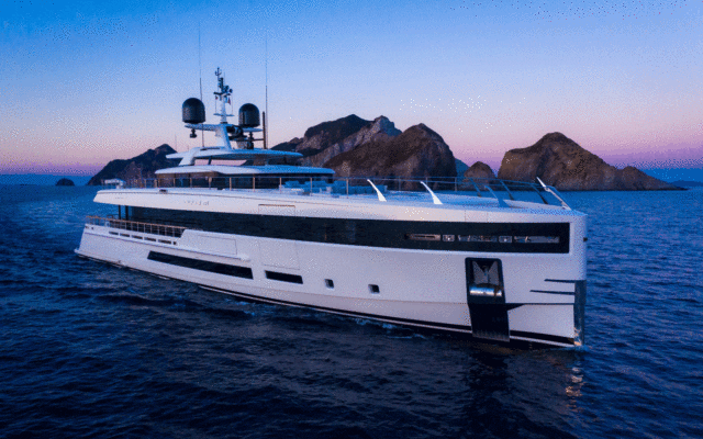 club m superyacht