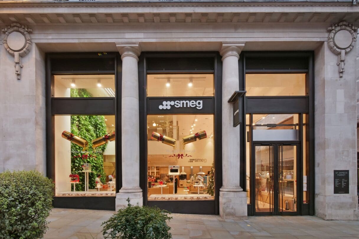 Smeg-St-James's-showroom