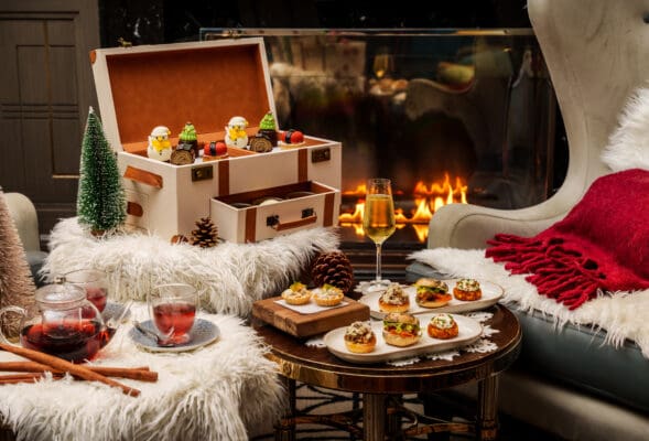 Hyatt Regency London festive afternoon tea