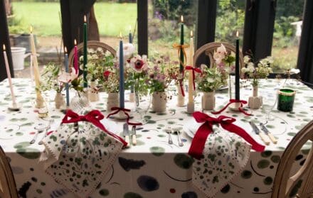 christmas tablescaping
