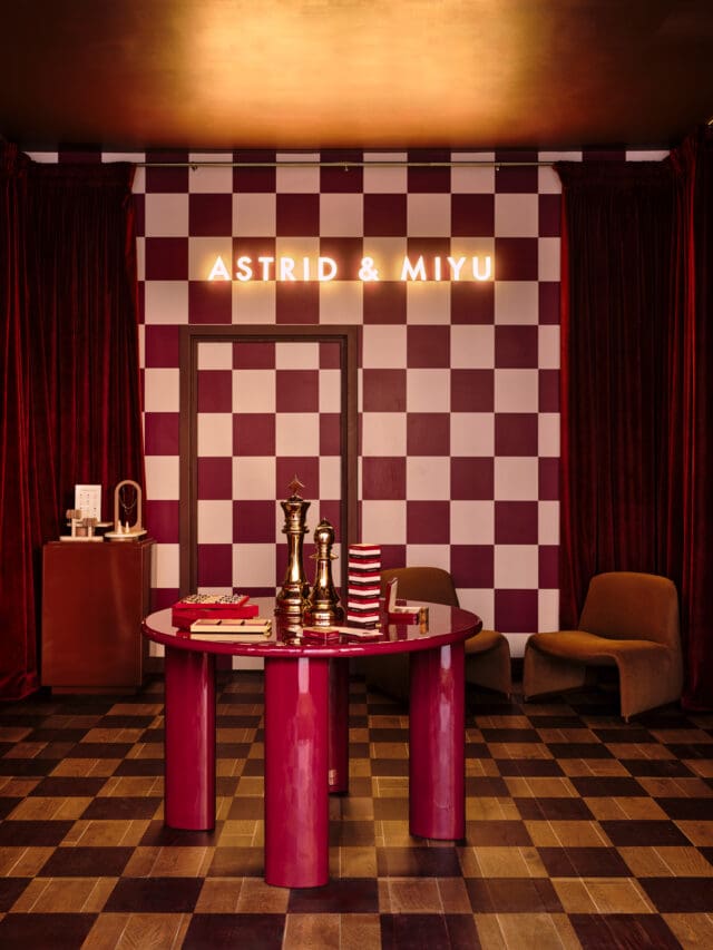 Astrid & Miyu Gift Shop