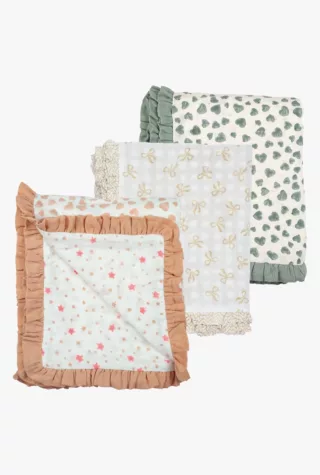 willa and the bear blankets