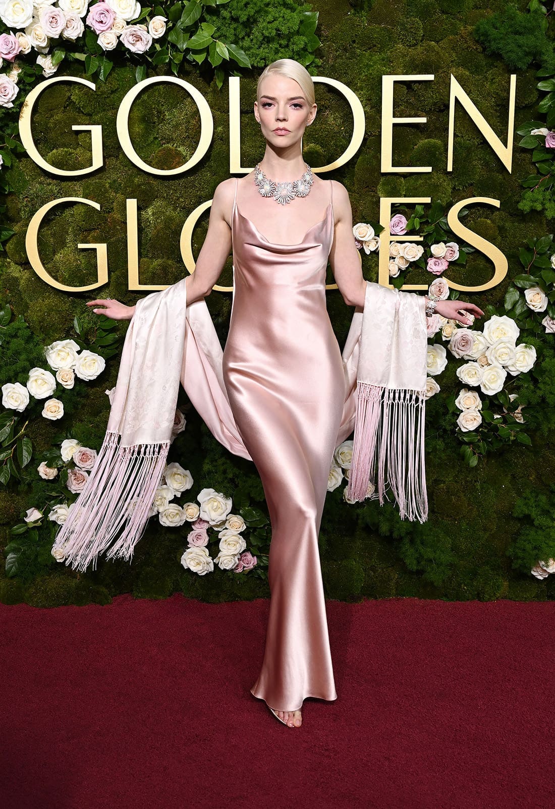 anya taylor-joy golden globes 2025