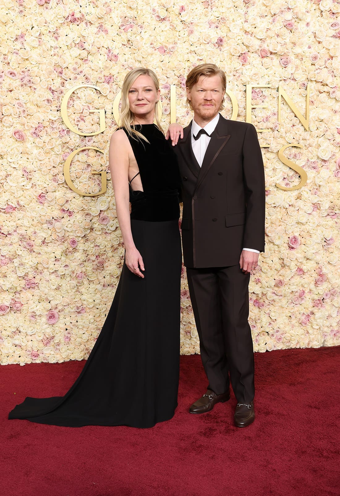 kirsten dunst and jesse plemons golden globes 2025