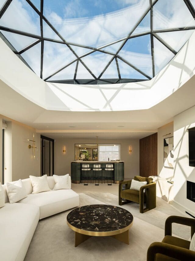 33 portland place sky lounge