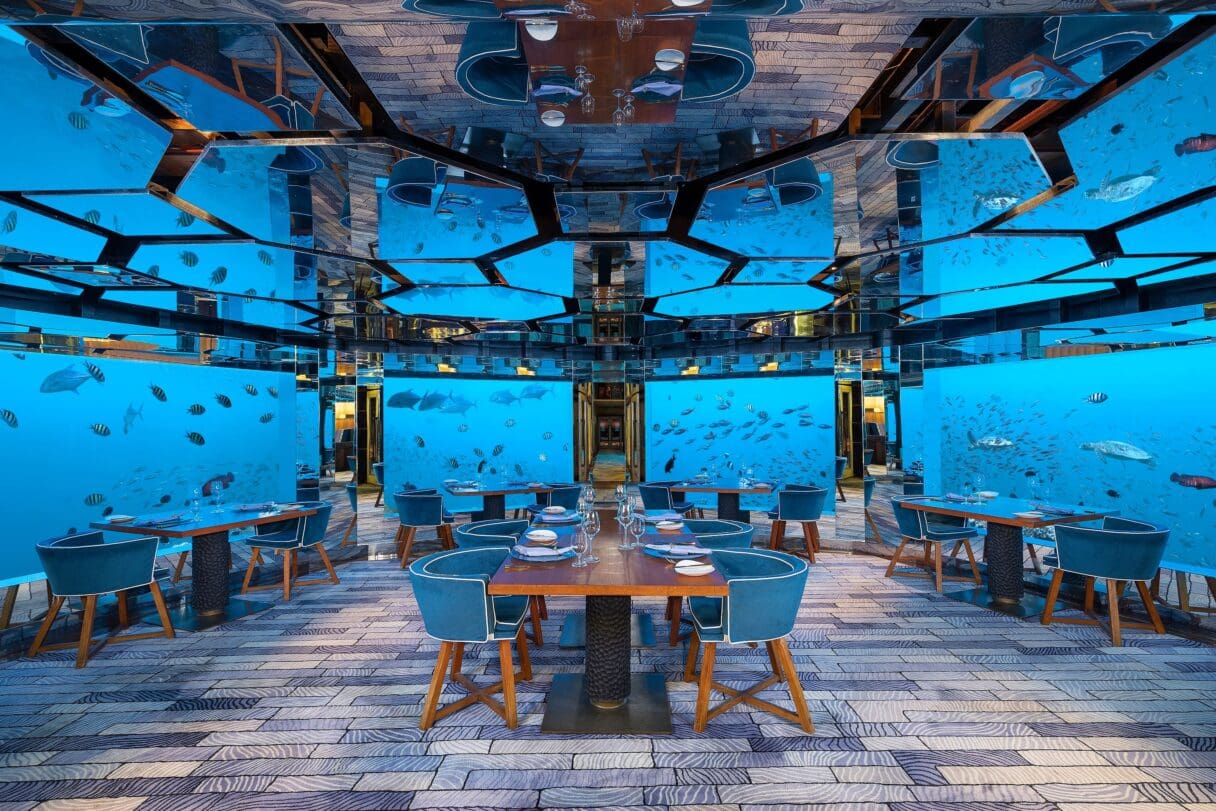 Anantara-Kihavah-Villas-Baa-Atoll-restaurant