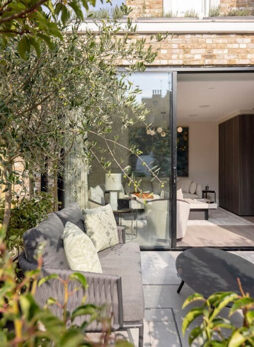 gertrude street london homes with gardens