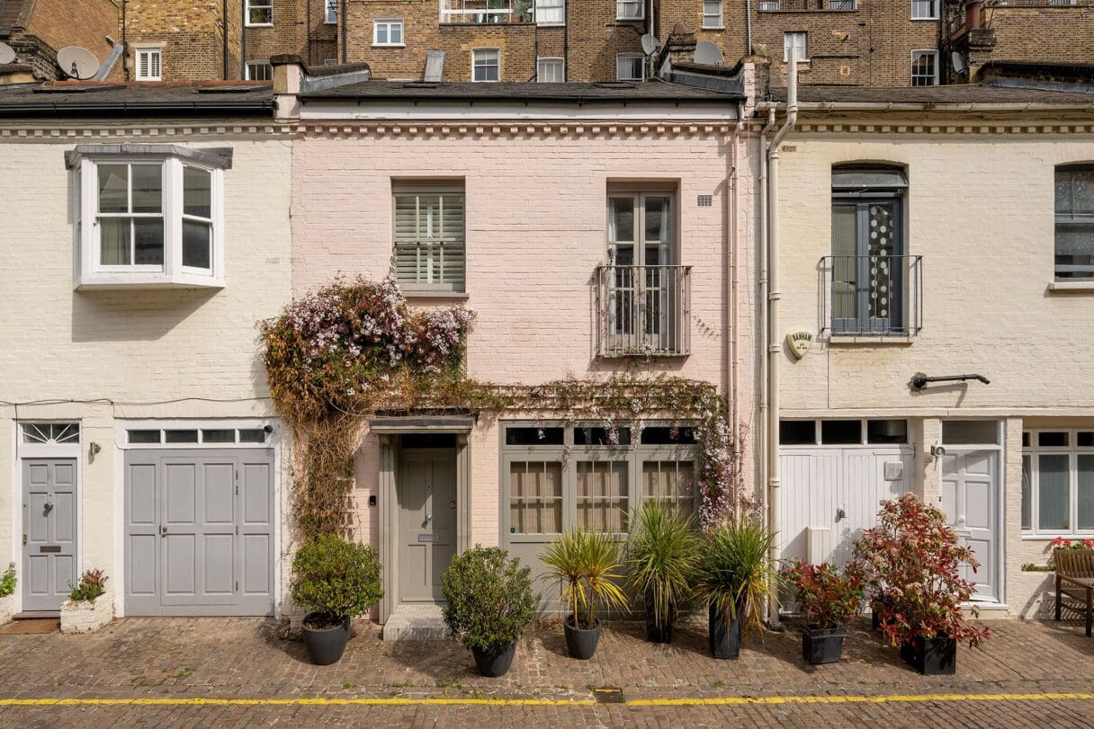 petersham mews london