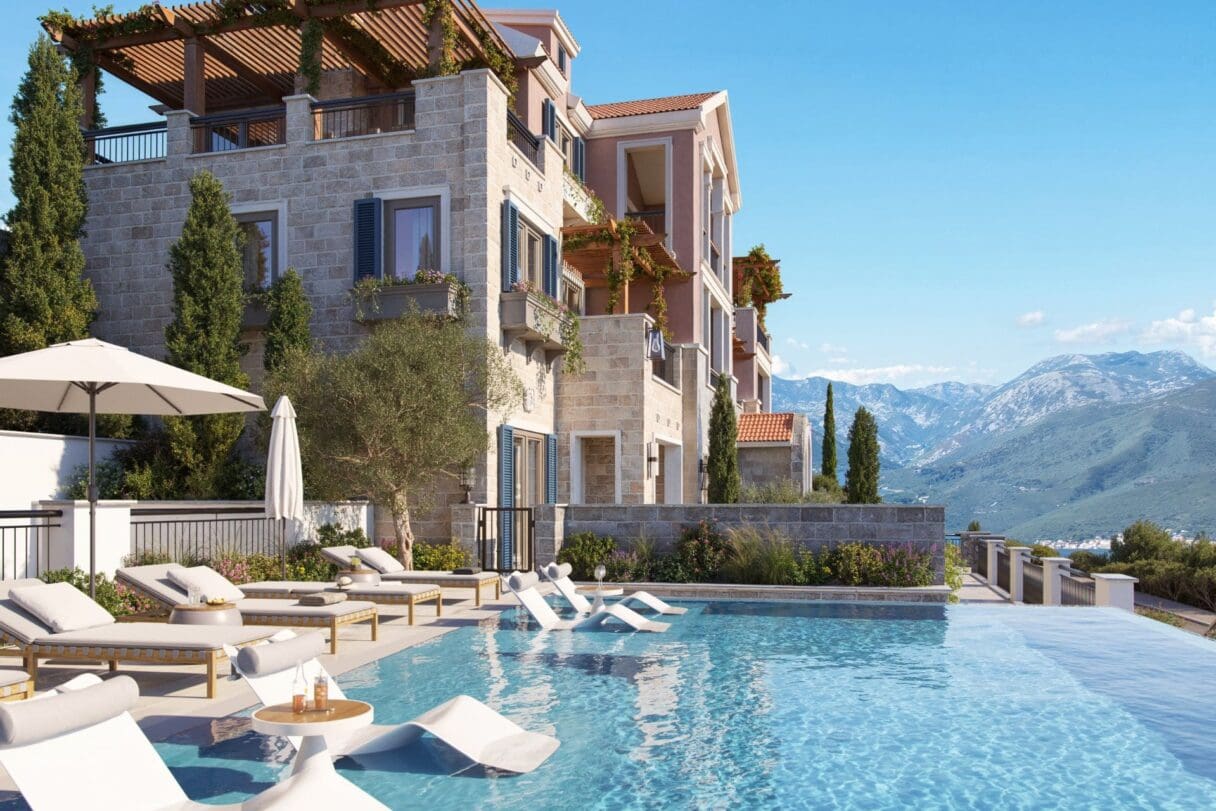 Horizon Residences, Lustica Bay