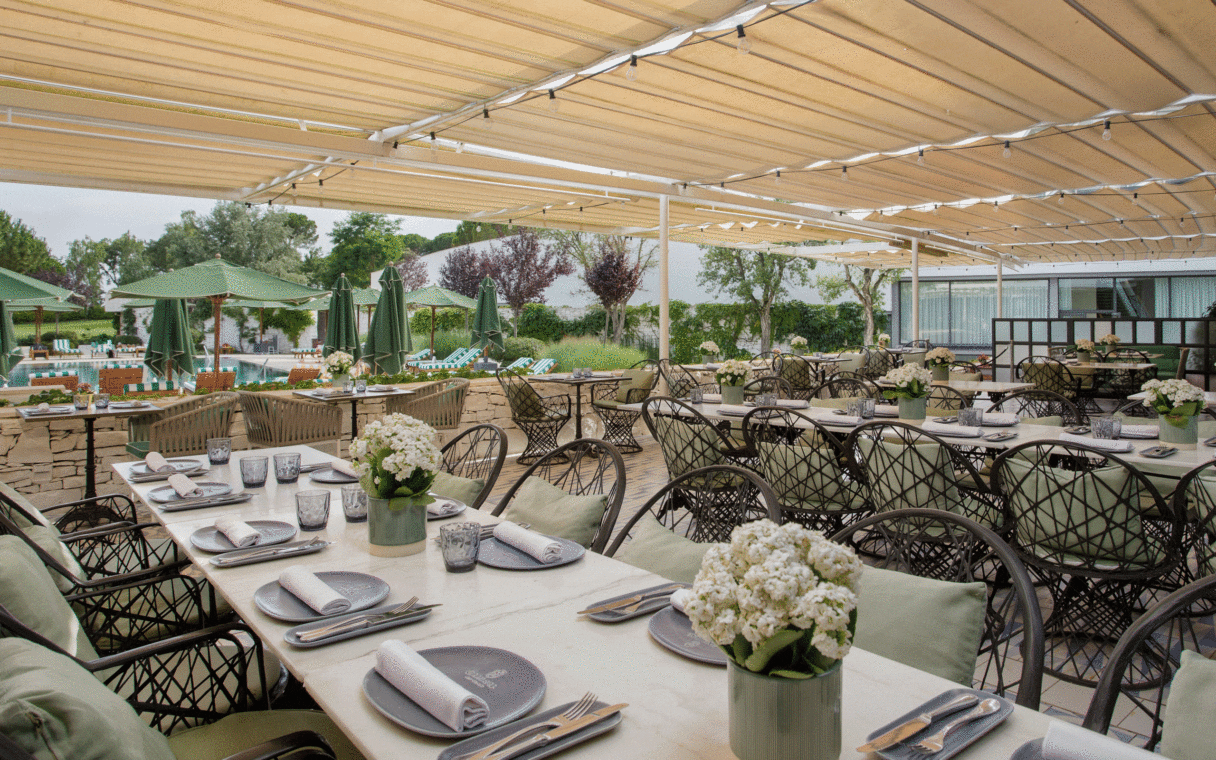 camiral gold and wellness bistro