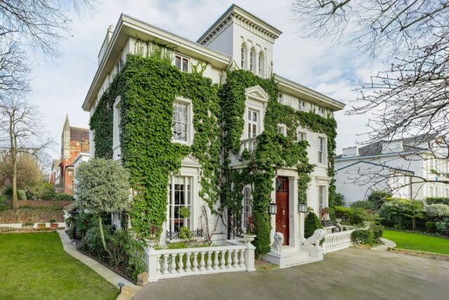 park place villas regents canal homes for sale