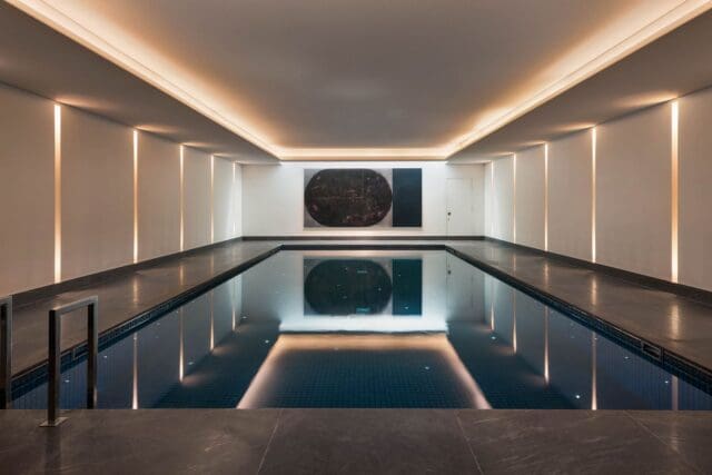 tregunter road london homes with pools