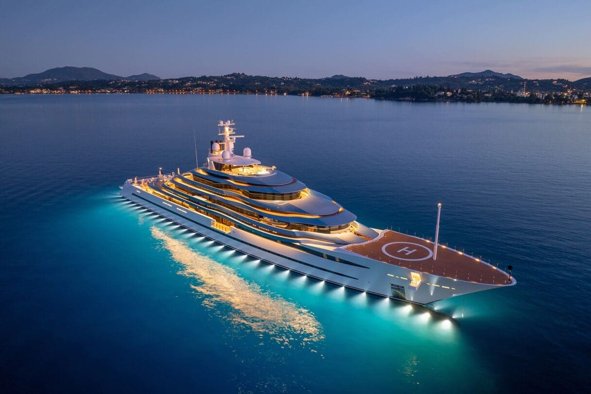 superyacht kaos