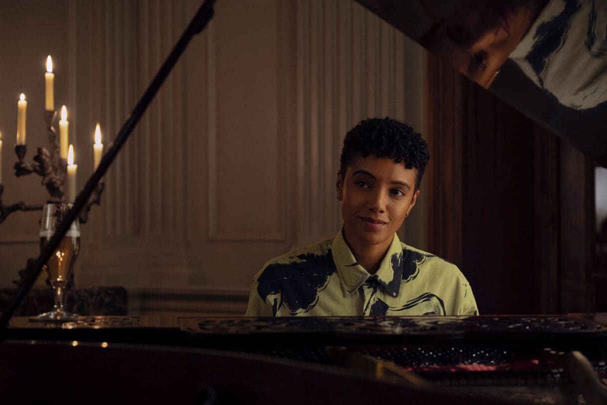 nine perfect strangers