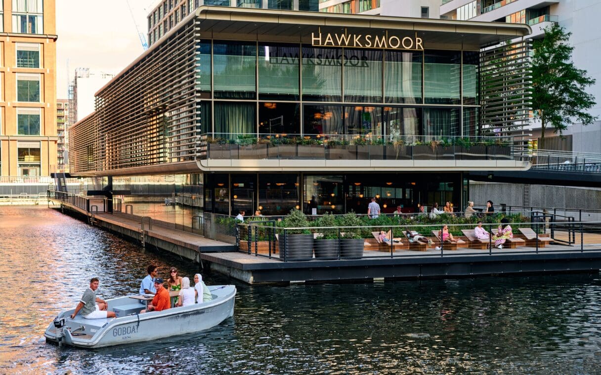 hawksmoor canary wharf