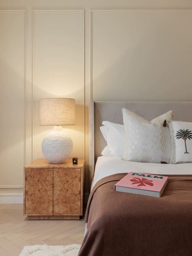 holland park gate bedroom