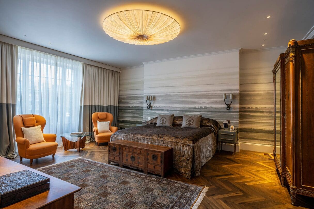 harley street townhouse bedroom