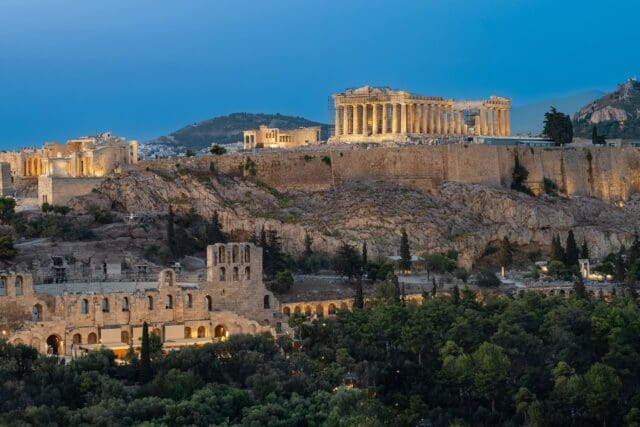 athens summer holiday ettiquette