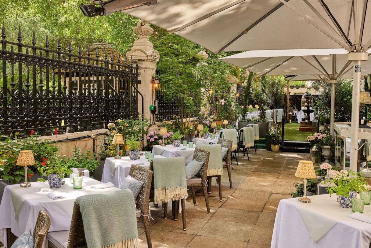 The Royal Horseguards Hotel, Whitehall