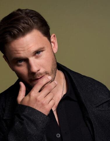 jeremy irvine