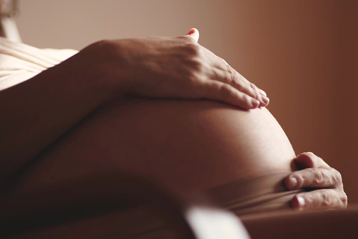 surrogacy pregnant belly