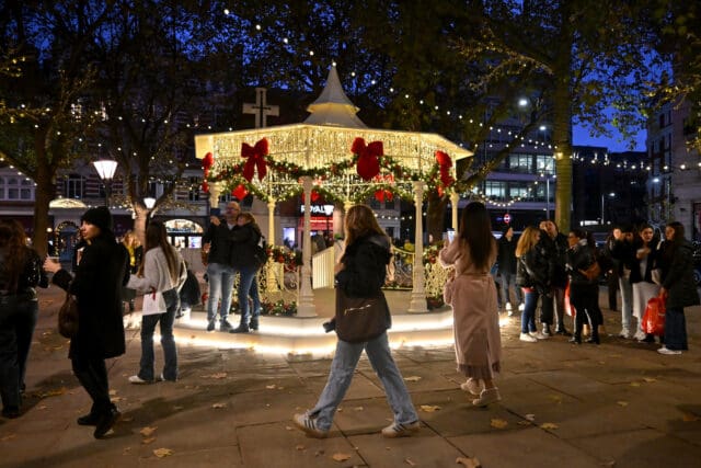 chelsea christmas lights 2025