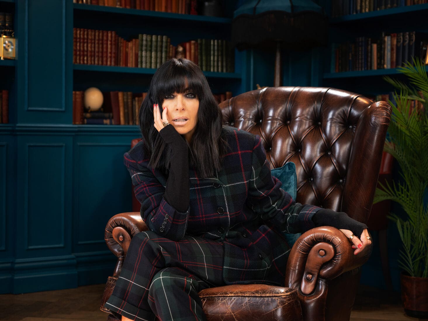 claudia winkleman the traitors