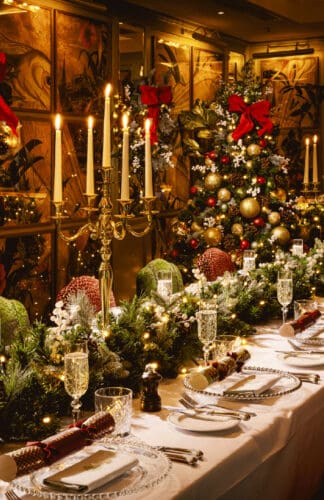 canary wharf wharf pole