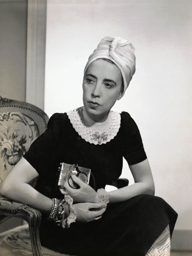 Schiaparelli: Fashion Becomes Art at V&A South Kensington