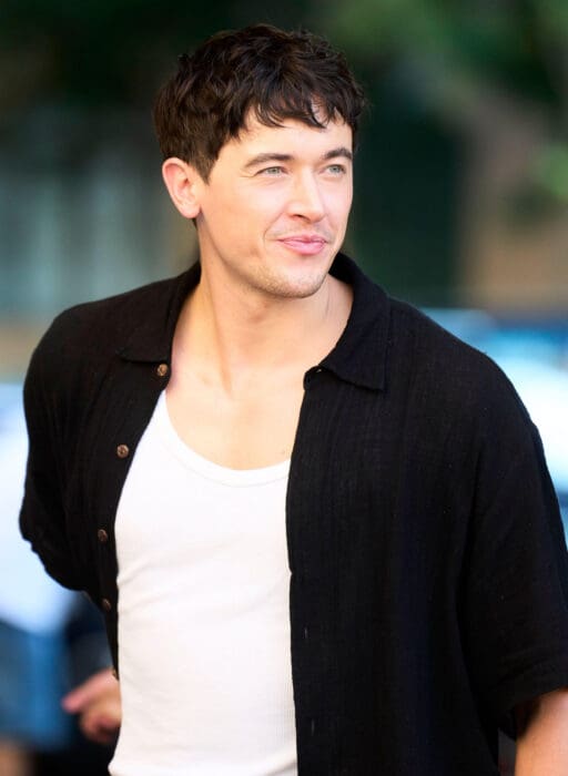 best-dressed-men-of-2025-tom-blyth