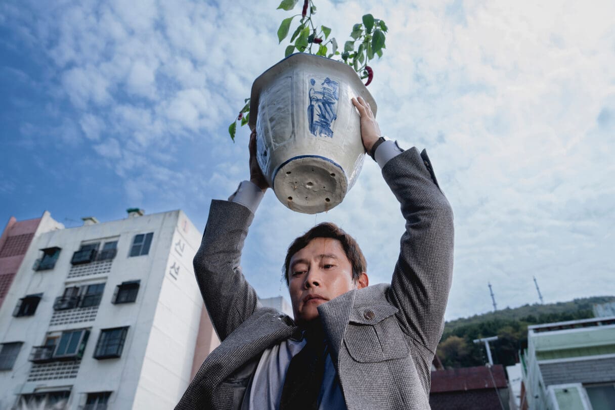 lee byung-hun no other choice