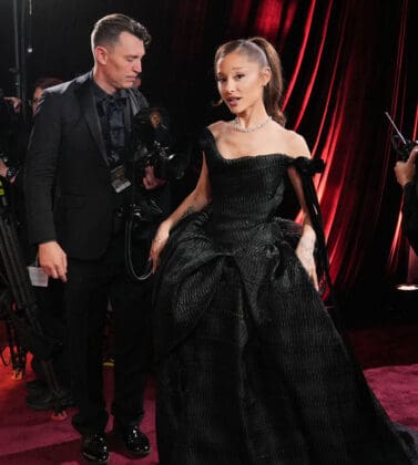 ariana grande golden globes 2026