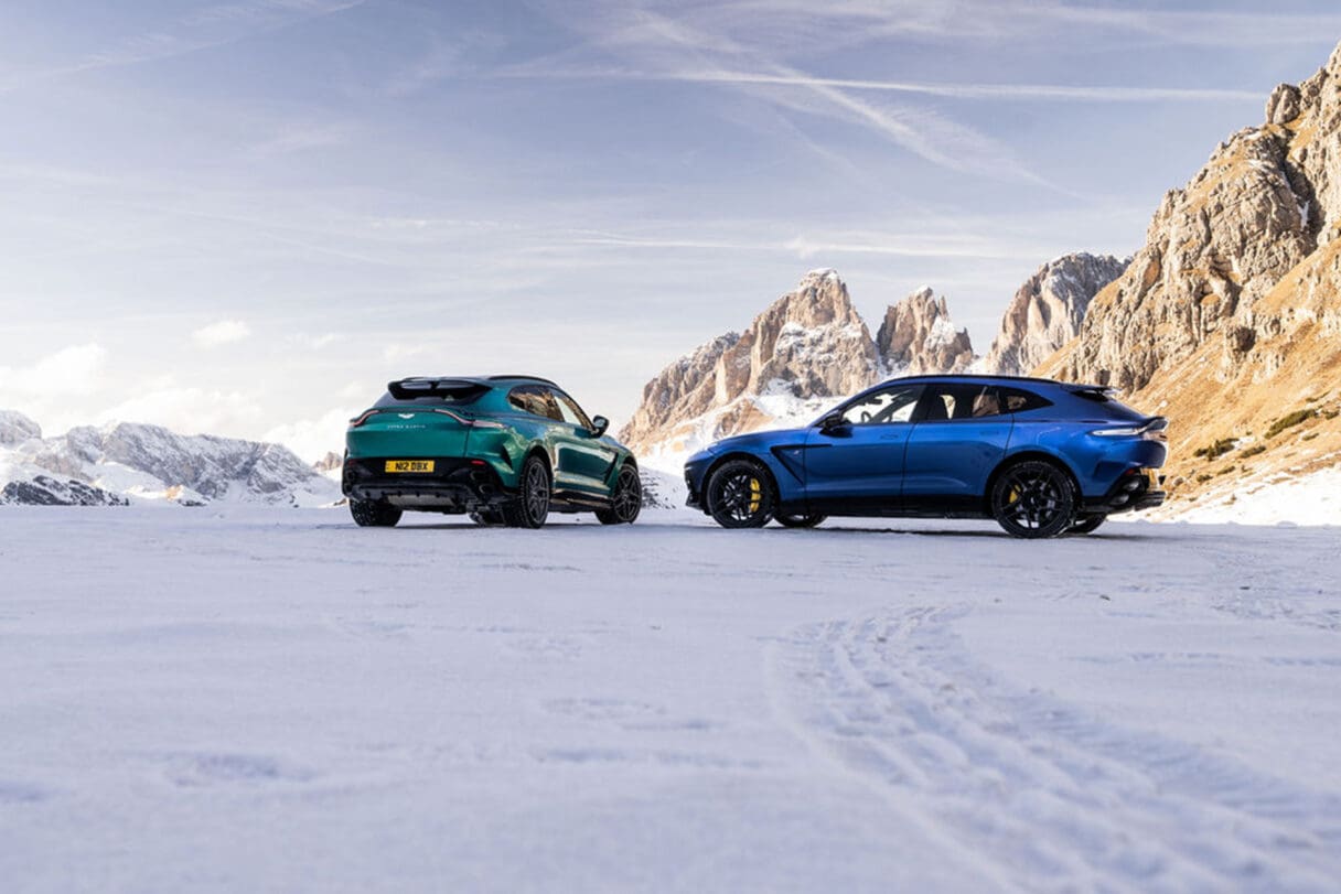 aston martin dbx s