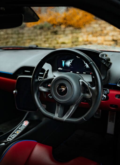 mclaren_artura-review-06
