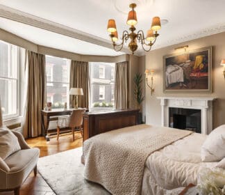 14 half moon street home for sale