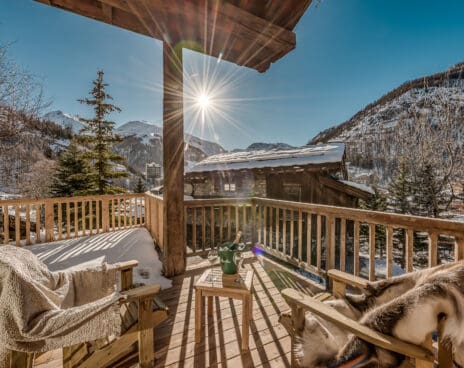 Chalet Blackcomb, Consensio Chalets