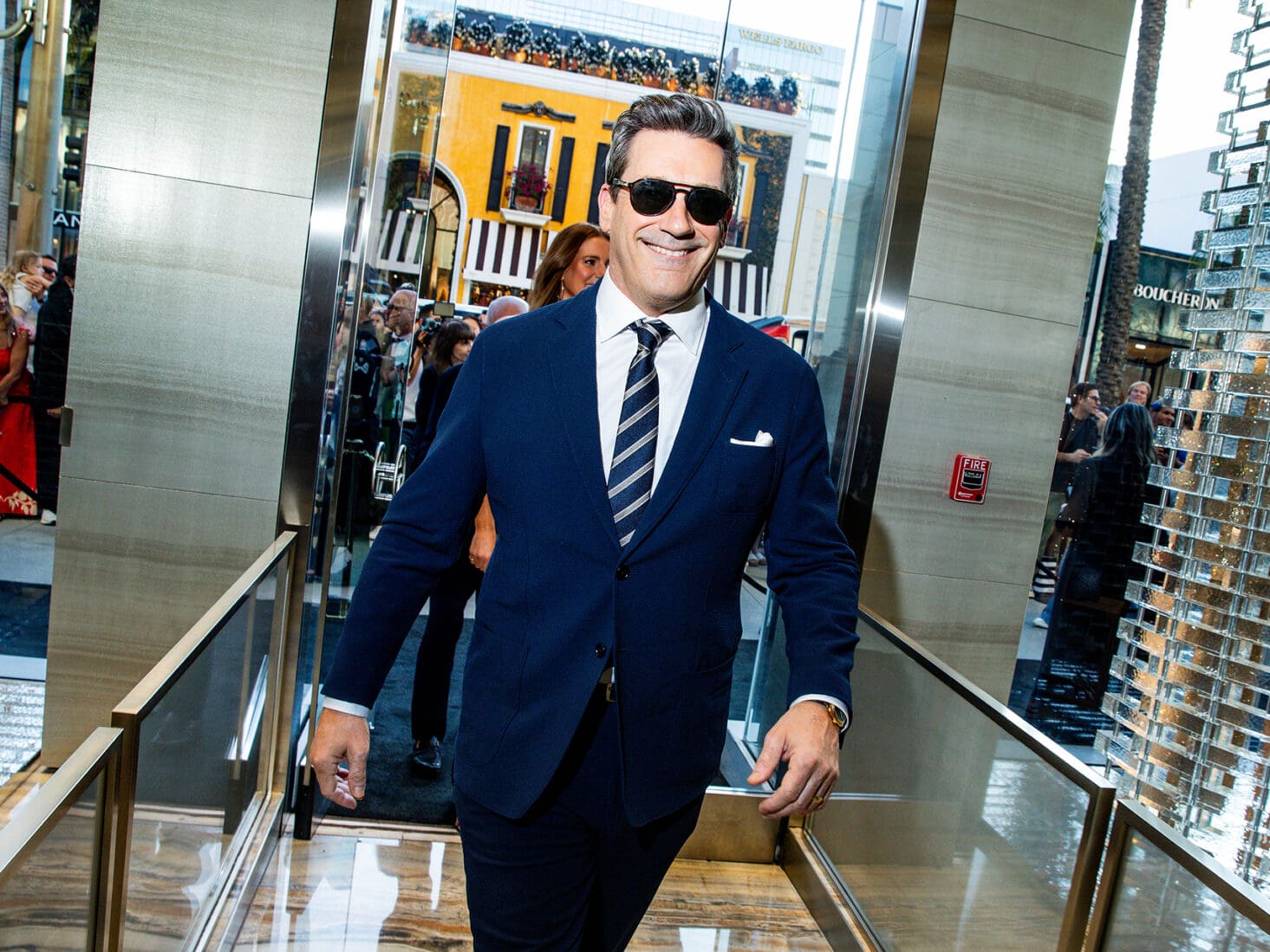jon hamm armani oscars party