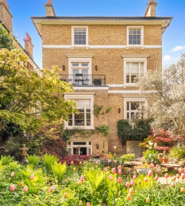 detached homes for sale london