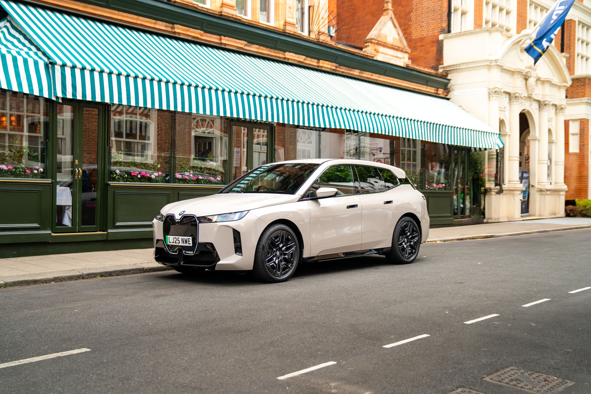 Going electric in London with BMW Park Lane