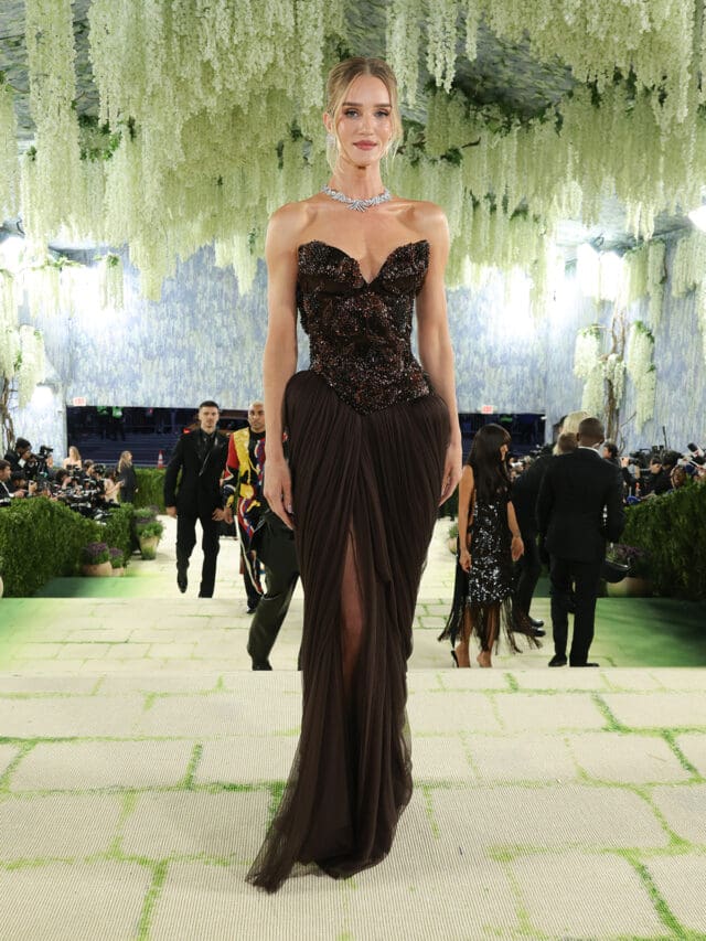 rosie huntington-whiteley met gala 2026